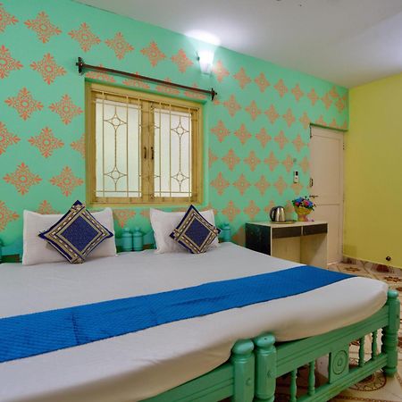 Oceanic Pearl Beach Guest House Калангут Екстер'єр фото